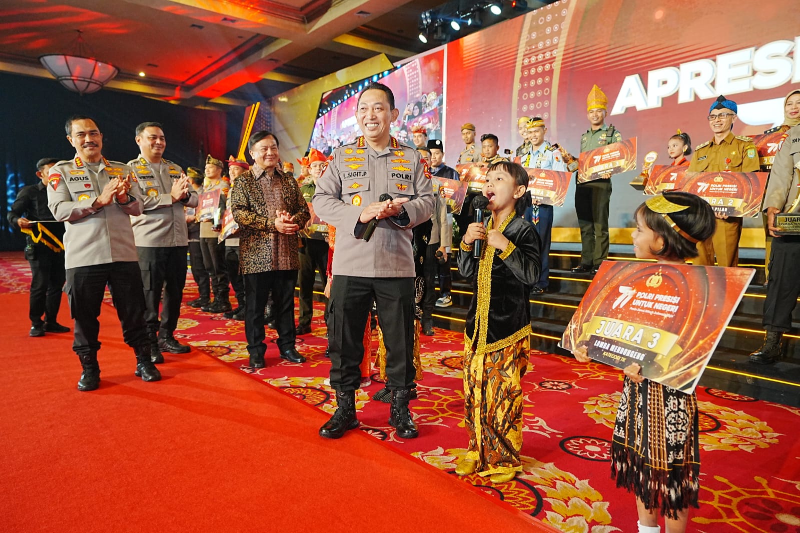 Polisi Jadi Pahlawan di Dongeng Buatan Anak, Kapolri: Tanamkan dan Jadikan Semangat Jadi Lebih Baik 