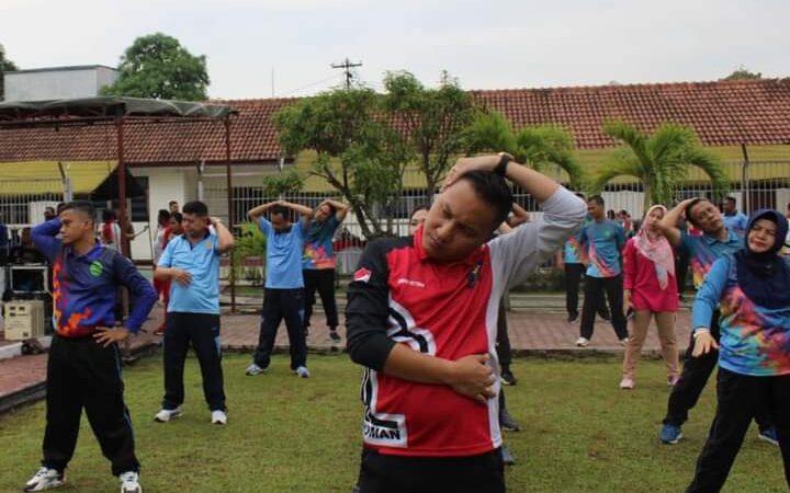 Tingkatkan Sinergitas APH Rutan Kelas I Medan Ikuti Olahraga Bersama