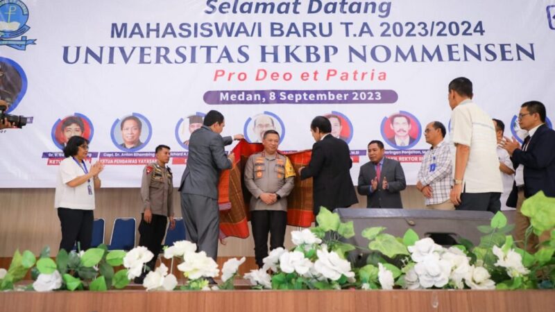 Kapolda Sumut Jadi Narasumber Dihadapan Mahasiswa Baru Universitas HKBP Nomensen