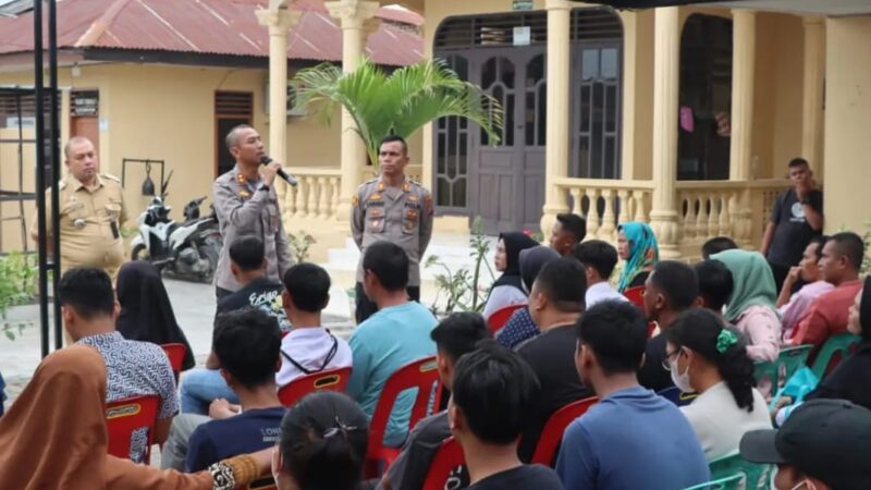 Kapolres Sergai AKBP OXY YUDHA PRATESTA,S.I.K Memberikan Arahan Dan Bimbingan Kepada Orang Tua Remaja