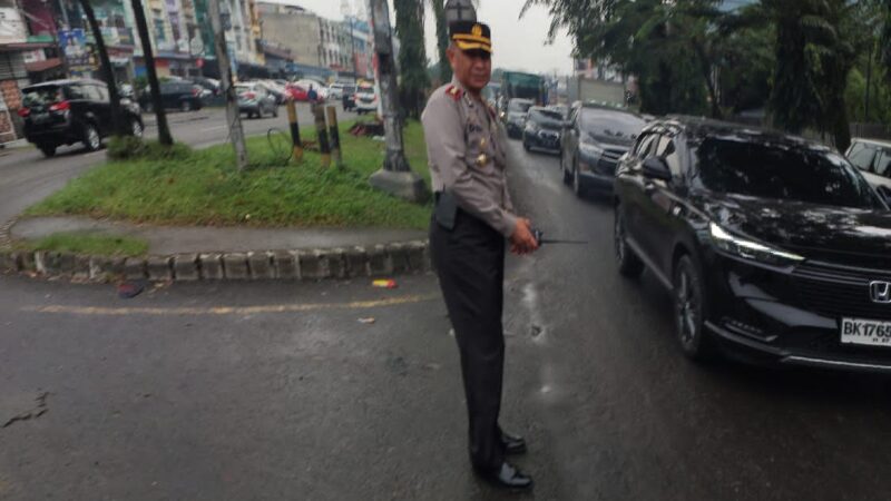 Polsek Deli Tua Melakukan Pengaturan Lalin Pagi Di Wilayah Hukum Polsek Deli Tua