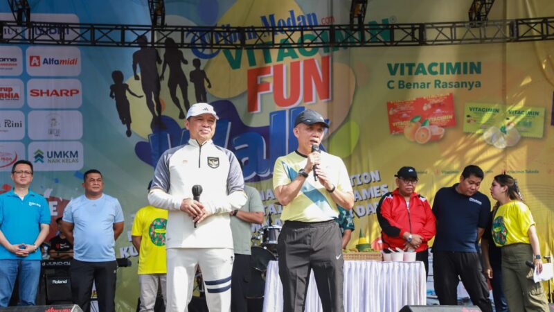 Pangdam I/BB Ikut Ramaikan Fun Walk Bersama Ribuan Warga Kota Medan 