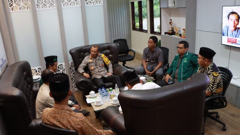 Kapolres Serdang Bedagai Sergai AKBP Oxy Yudha  , S.I.K., Terima Audinsi Dewan Pengurus PD. Al Jam’atul Washliyah Kabupaten Sergai