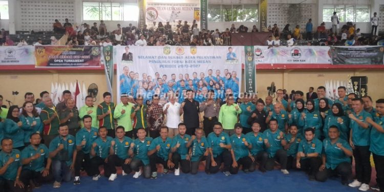 DR. H Rahmat Shah Secara Resmi Melantik Pengcab Forki Kota Medan Masa Bakti 2023-2027 Di Gelanggang Remaja Jl.Sutomo Kota Medan