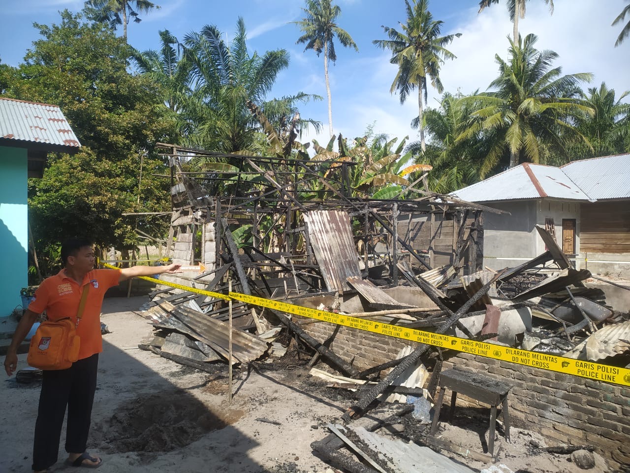 Tim Inafis Inafis Satreskrim Polres Sergai & Personel Polsek TelukMengkudu Telah Melakukan Olah TKP