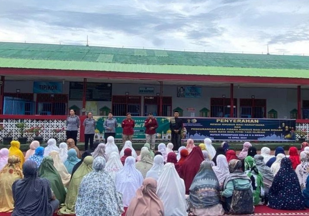 Rutan Perempuan Kelas II A Medan Melaksanakan Kegiatan Sholat Iddul Fitri Berjamaah