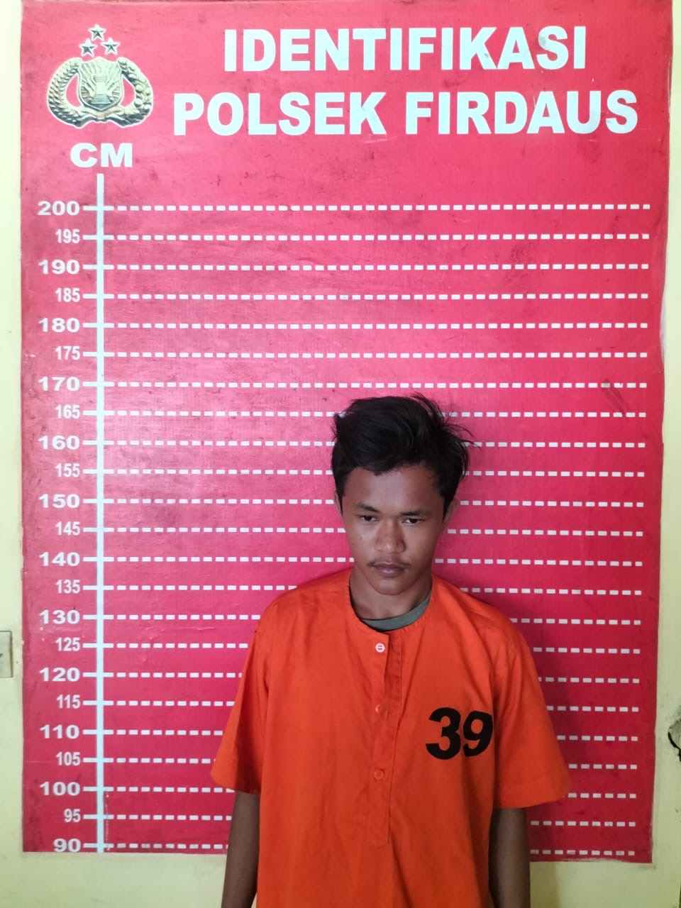 Unit Res Polsek Firdaus Berhasil Menangkap Pria Pencurian Di Gudan PLN Sei Rampah