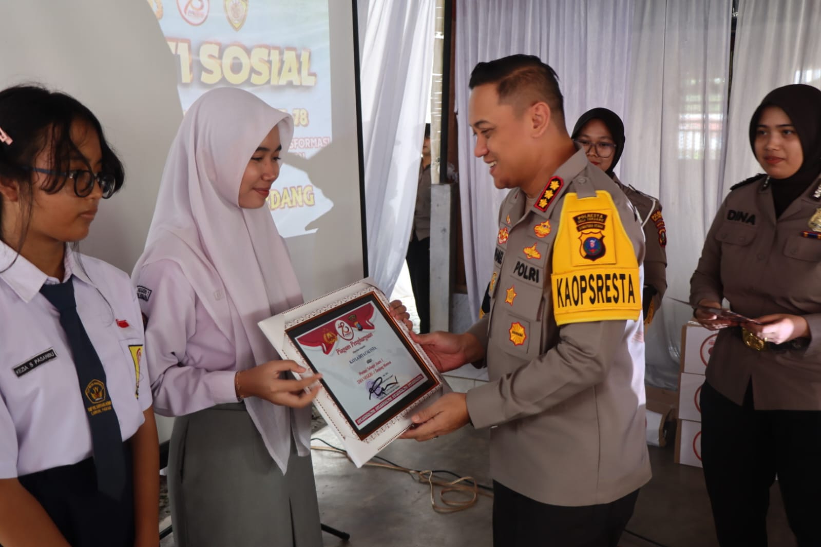 Bakti Sosial HUT Bhayangkara ke-78, Polresta Deli Serdang Serahkan Beasiswa, Penanaman Pohon, Penaburan Bibit Ikan Dan Pemberian Sembako Kepada Masyarakat