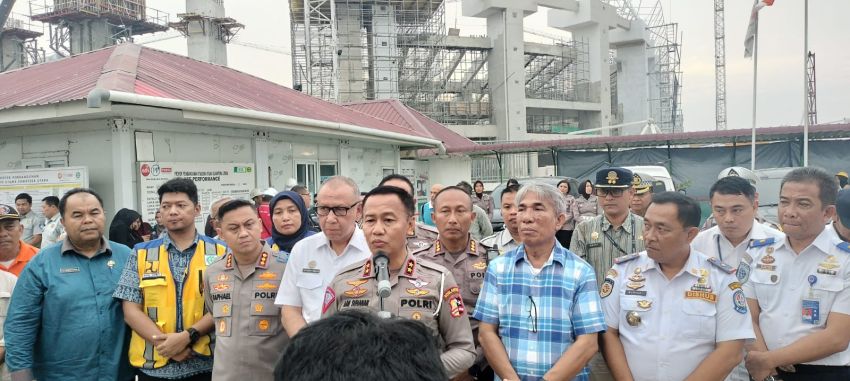 Kakorlantas Polri Irjen Pol Aan Suhanan Didampingi Kapolres DS Dan Direktur Lantas Polda Sumut Meninjau Langsung Proses Pembangunan Stadion Utama Sumut Sport Center