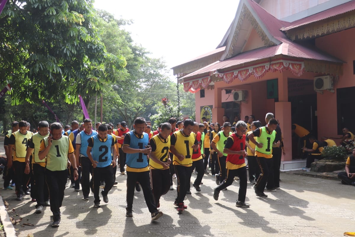 Kapolres Langkat Pantau dan Ikut Kegiatan Kesamaptaan Jasmani Berkala