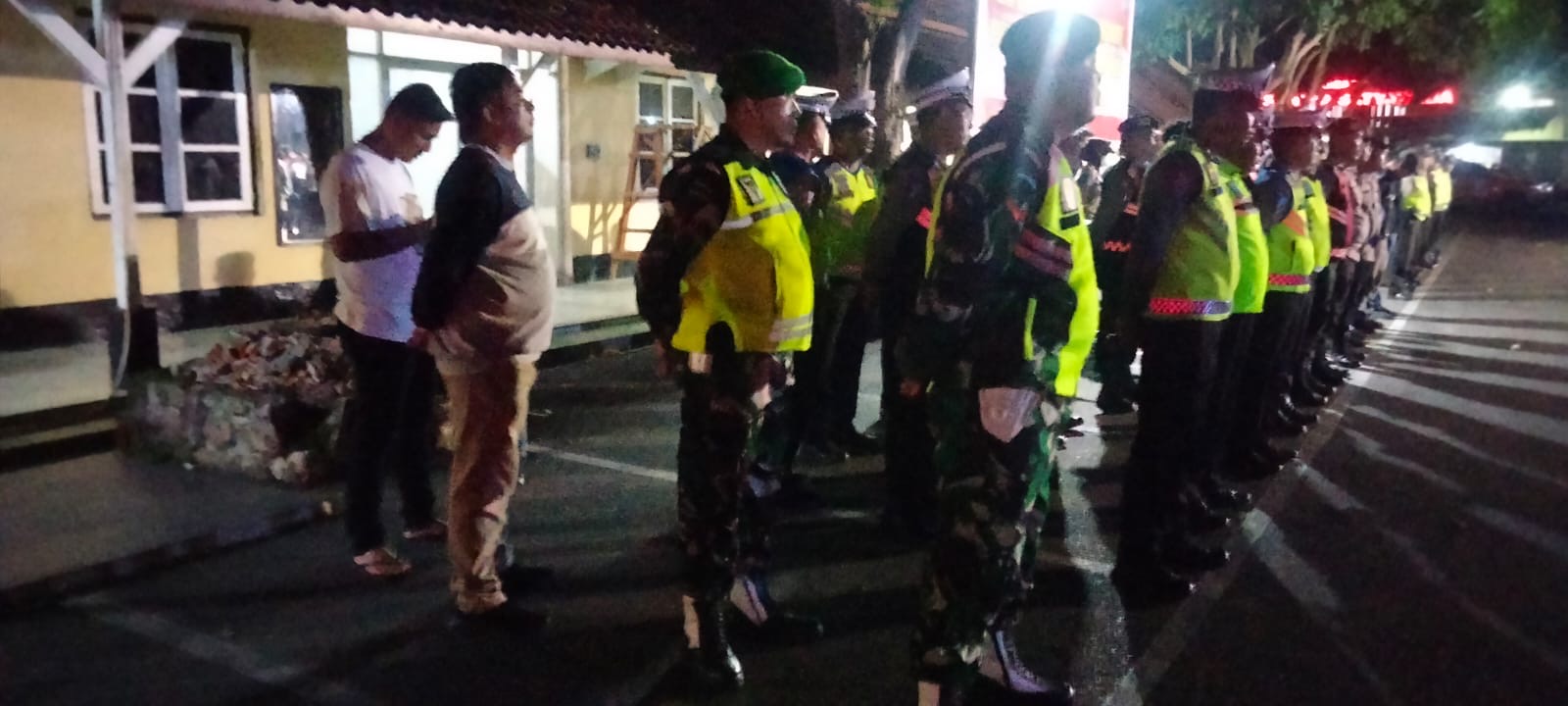 Tingkatkan Patroli Gabungan TNI-POLRI, Antisipasi Gangguan Kamtibmas