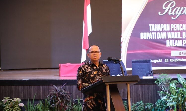 KPU Sumut Bersama KPU Kab/Kota se-Sumut Rakor Tahapan Pasangan Calon yang Diusung Parpol di Pilkada Tahun 2024