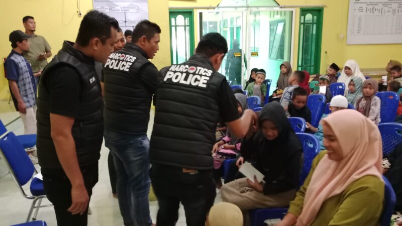 Narkoba Polres Serdang Bedagai adakan program sosial “Jumat Berkah”