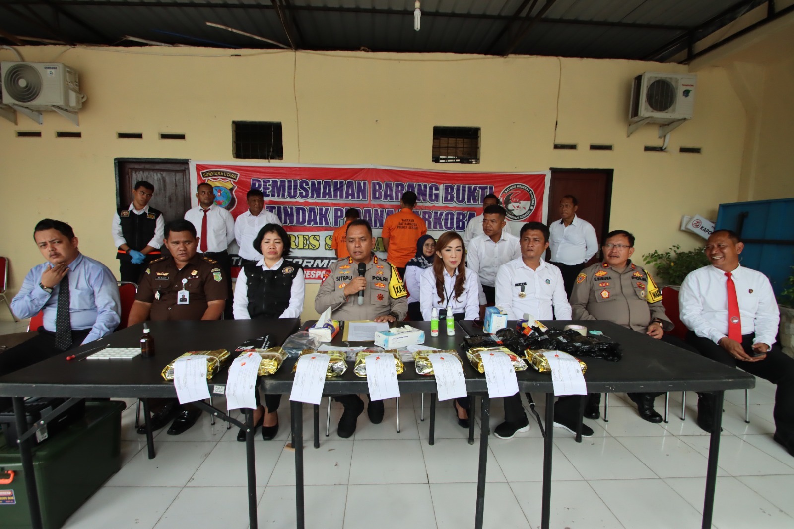 Kapolres Sergai AKBP Jhon Sitepu, Pimpin Kegiatan Pemusnahan Barang Bukti Narkotika Jenis Shabu