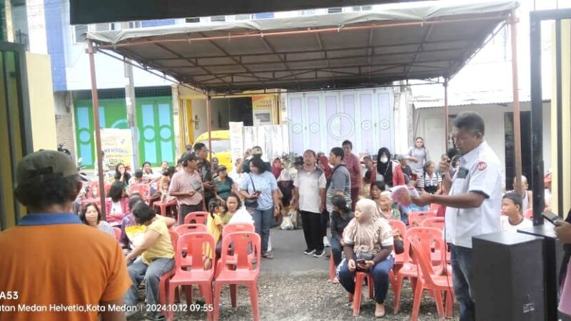 Media Pendamping News ” MPnews”(Metropos 24) Bersama DPC APMIKIMDO Kota Medan Melaksanakan Bakti Sosial Kepada Warga Berikan Sembako