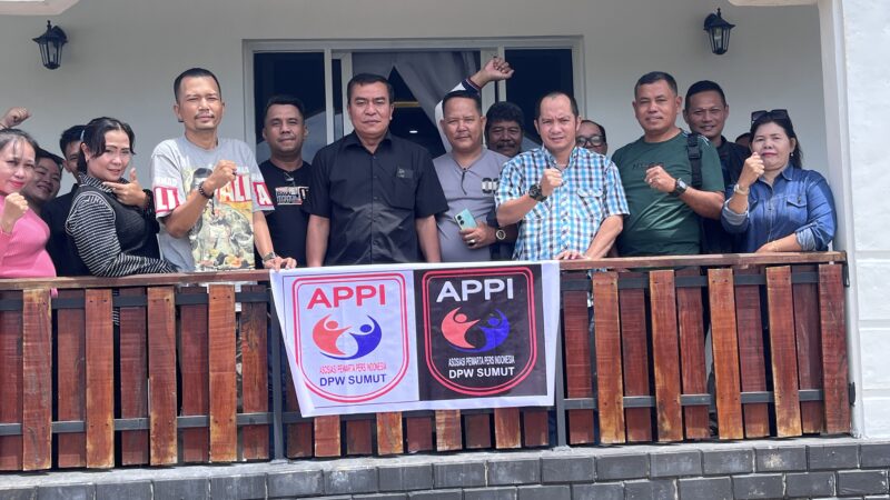 DPW A-PPI Sumut Bersama Kasat Narkoba Polres Tanah Karo AKP Harjuna Bangun Berserta Personil Gelar Kunjungan Sekaligus Gathering Family ke Kota Berastagi