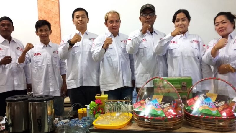 Suasana Natal Ketua DPW APPI Sumut Berbagi Kasih Kepada Para Pengurus Nasrani