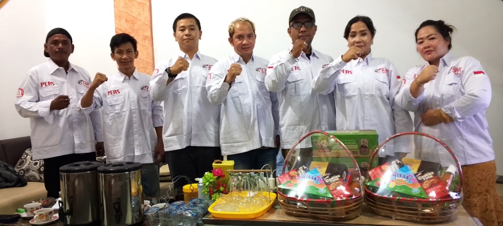 Suasana Natal Ketua DPW APPI Sumut Berbagi Kasih Kepada Para Pengurus Nasrani