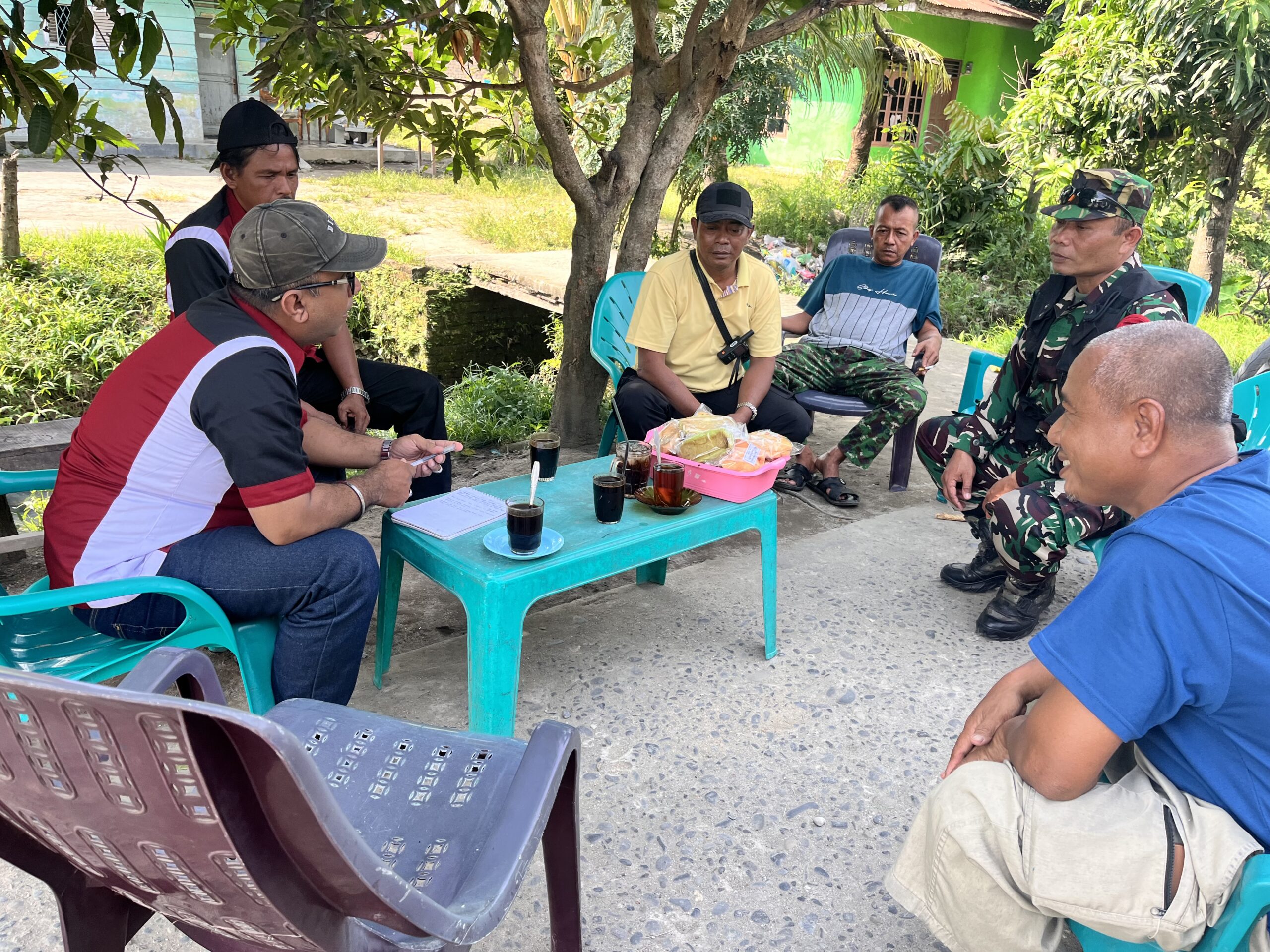 Gawatt !!! UD .SU ANDA Membuang Limbah B 3 Di Aliran Irigasi secara terbuka