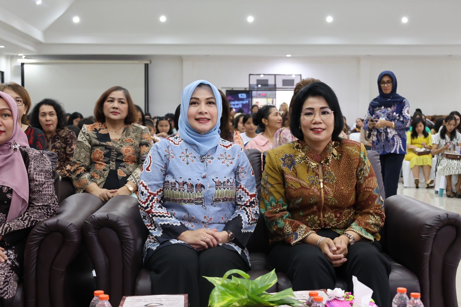 Perempuan Membawa Terang: Paskah DWP Sumut Jadi Simbol Kasih, Persatuan, dan Pengabdian