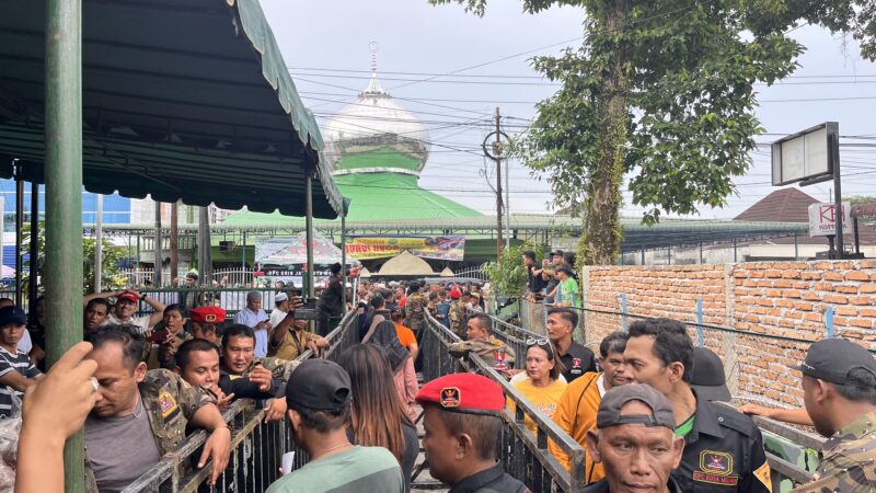 Tebar Berkah Idul Adha DPC GRIB Jaya Medan Kurbankan 19 Ekor Sapi “Penuh Masyarakat Menanti Daging Kurban