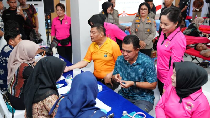 174 Kantong Darah Terkumpul di Aksi Donor Darah HUT ke-77 Polwan Polda Sumut