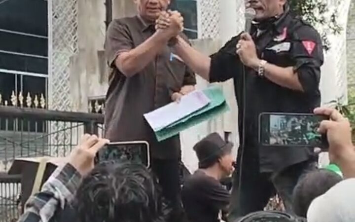 Aksi Damai Ampri di Medan: Turunkan Pajak, Hapus Tunjangan DPR, Tegakkan Keadilan