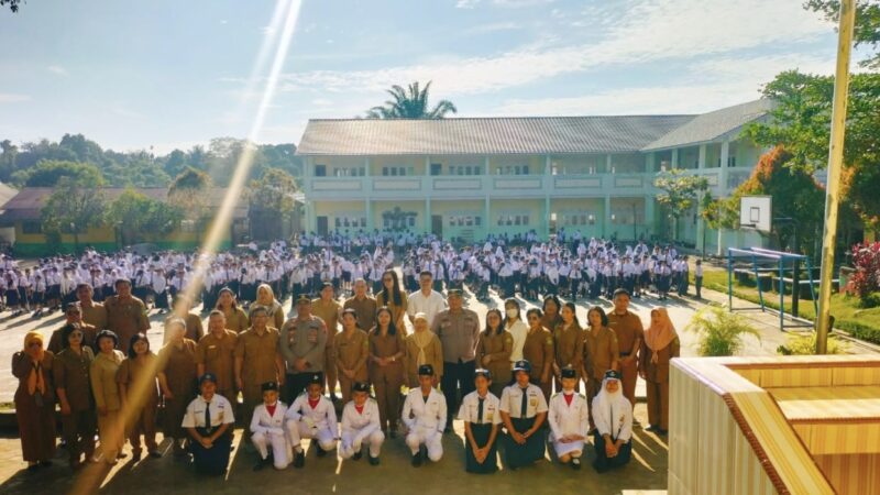 Kapolsek Medan Tuntungan IPTU SYAWAL SITEPU Jadi Pembina Upacara di SMPN 31 Medan, Ajak Pelajar Jauhi Geng Motor dan Narkoba