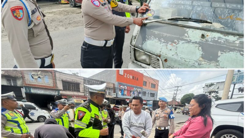 Jaga Ketertiban di Hari Ke-3 Ops Zebra Toba, Satlantas Polres Karo Turun Langsung Edukasi Warga di Simpang Empat Kabanjahe