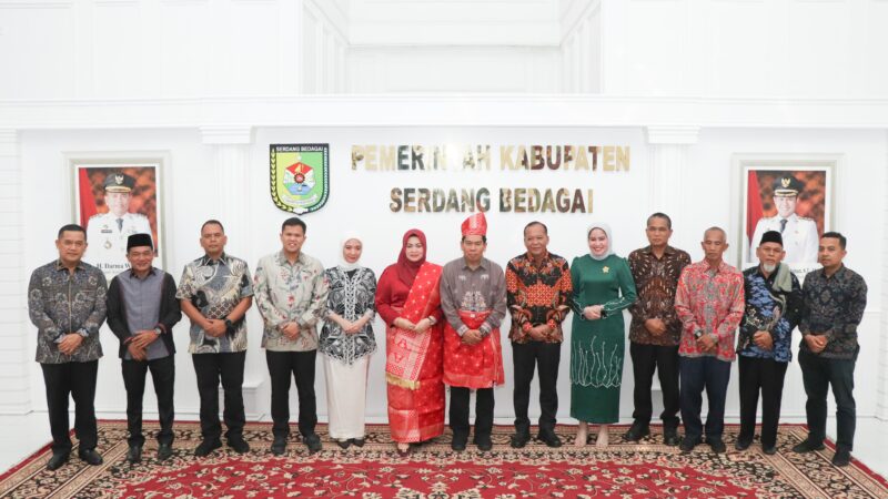 Suasana Hangat di Gedung Putih, Kapolres Sergai dan Forkopimda Sambut Kajari Baru Amriyata