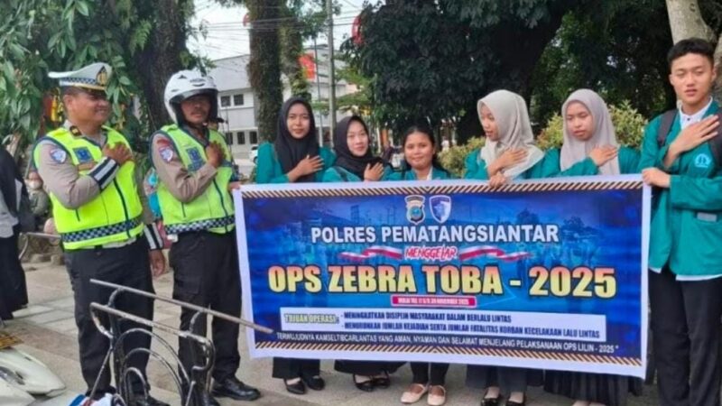 Demi Kamseltibcarlantas, Sat Lantas Polres Pematangsiantar Gelar Penyuluhan di Ops Zebra Toba 2025