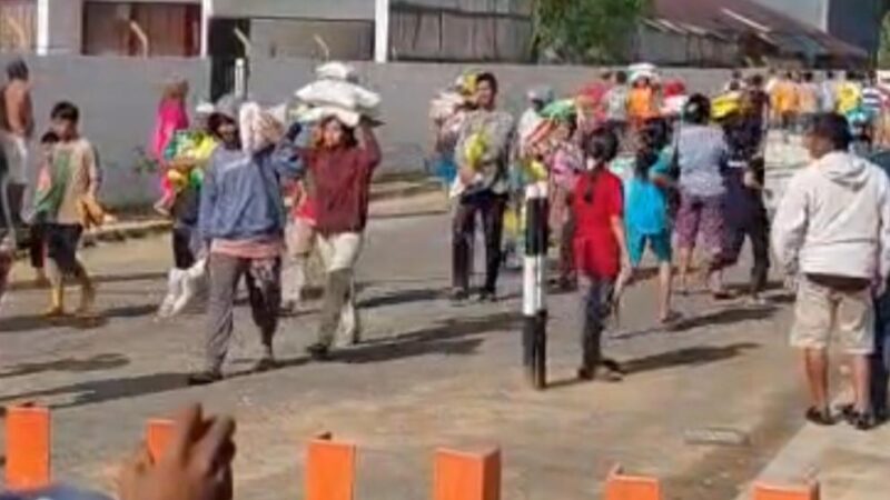 Jerit Lapar Warga Sibolga Berujung Penyerbuan Gudang Bulog, Polisi Kewalahan