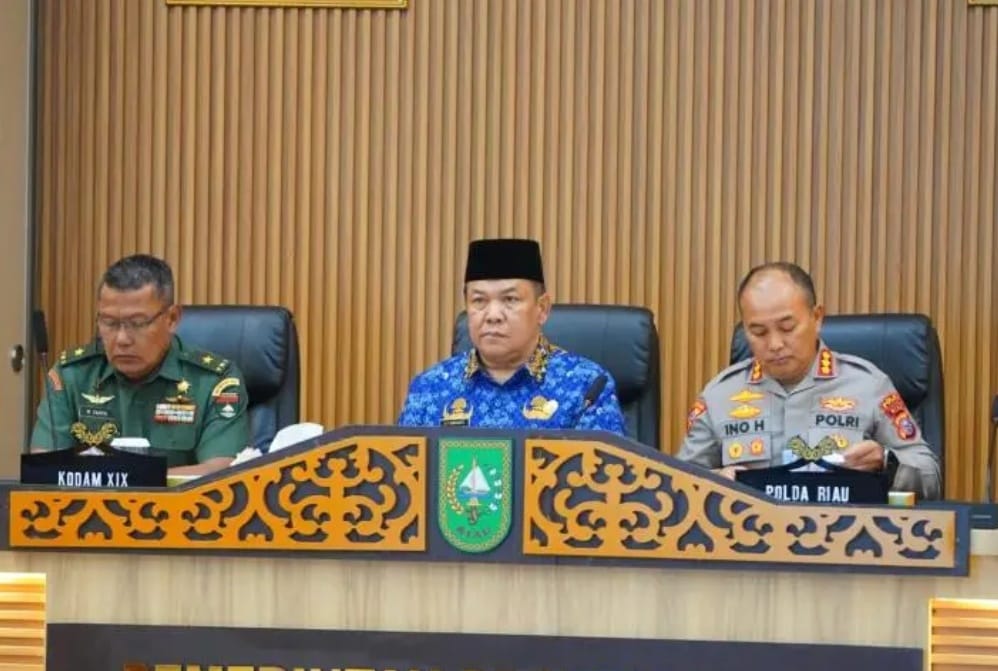 Rapat Virtual dengan Mendagri, Plt Gubri Terima Instruksi Khusus: Waspada Bencana dan Jaga Stabilitas Nataru