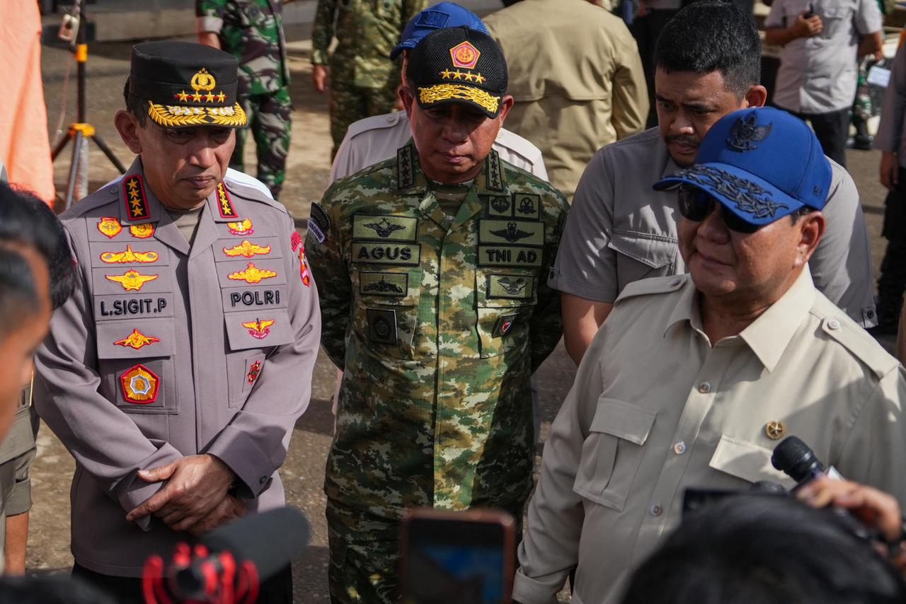 Kawal Kunjungan Presiden, Kapolri Listyo Sigit Pastikan Penanganan Bencana Tapteng Terpadu dan Tuntas
