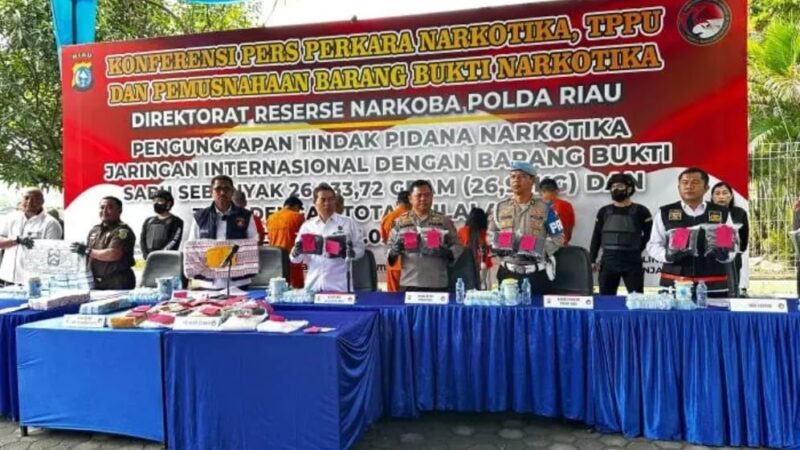 Bongkar ‘Bunker’ Narkoba! Polda Riau Sita Rumah yang Jadi Tempat Transit Ratusan Kg Sabu