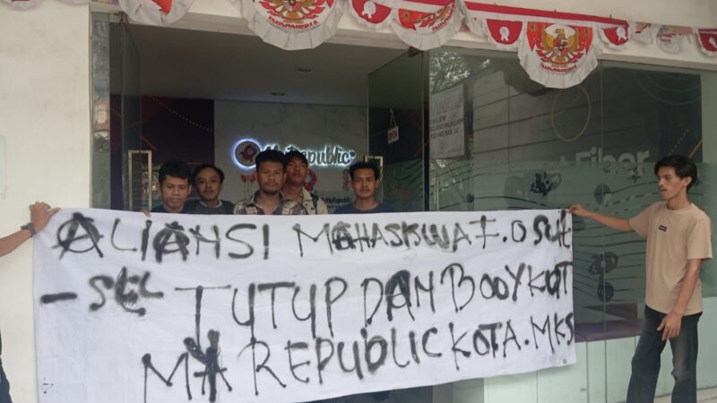 Aksi Keras di Makassar: Mahasiswa Tuntut Pengusiran Vendor Asing MyRepublic