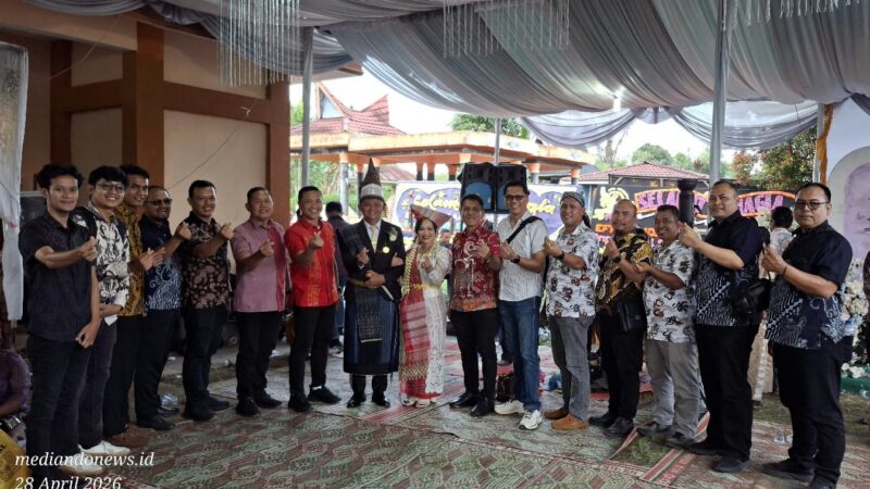 Rombongan Dit Intelkam Polda Sumut Hadiri Pernikahan Briptu Samuel Deopin Saragih dan Efri Elsridayani Purba