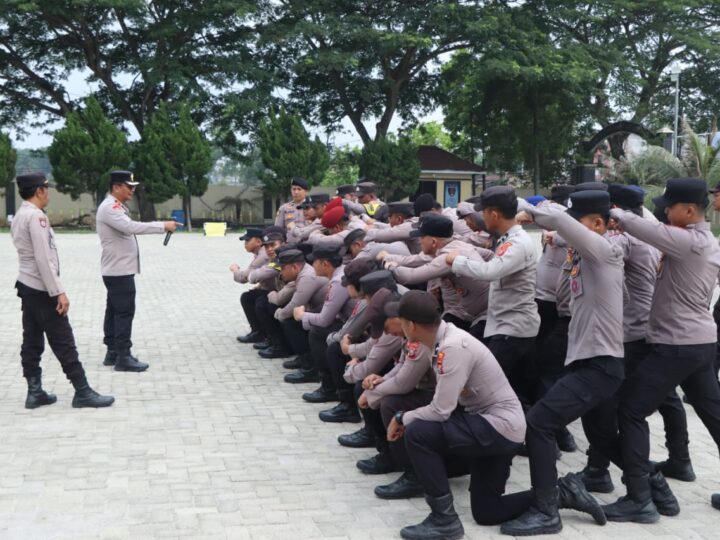 Jajaran Polres Sergai Gelar Latihan Sispam Kota, Persiapan Potensi Guantibmas
