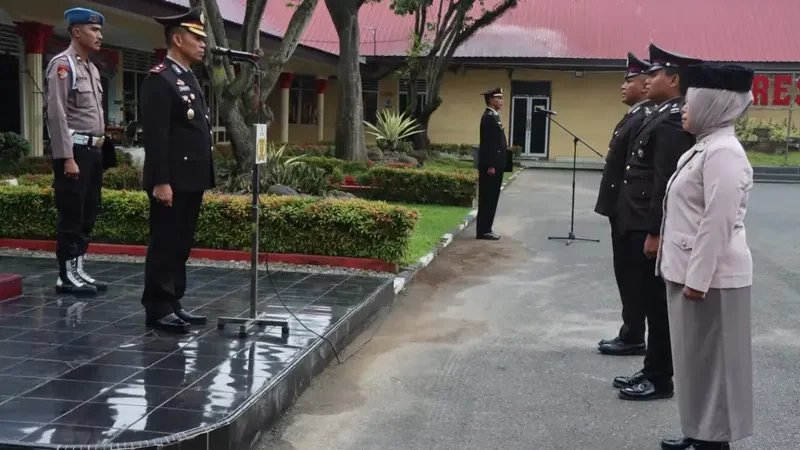 Memperingati Hari Kebangkitan Nasional ke – 118, Polres Binjai Laksanakan Upacara Bendera