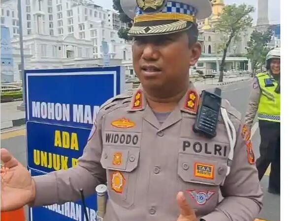 Respons Kasat Lantas Polrestabes Medan AKBP WIDODO  Viral Anggota Polisi Cekcok Saling Dorong dengan Pengemudi
